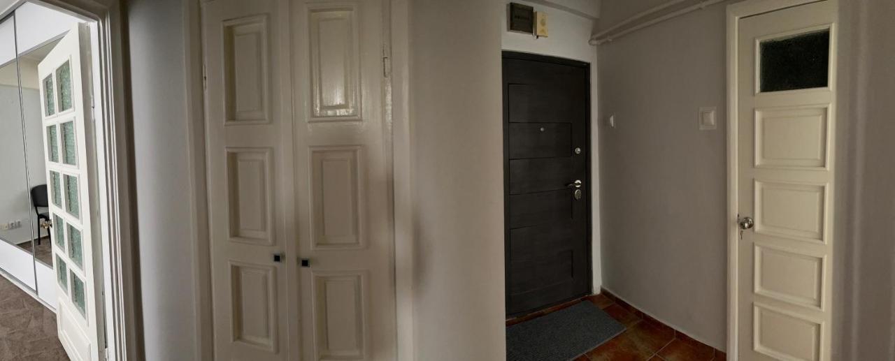 Linna Apartament Galaţi Extérieur photo